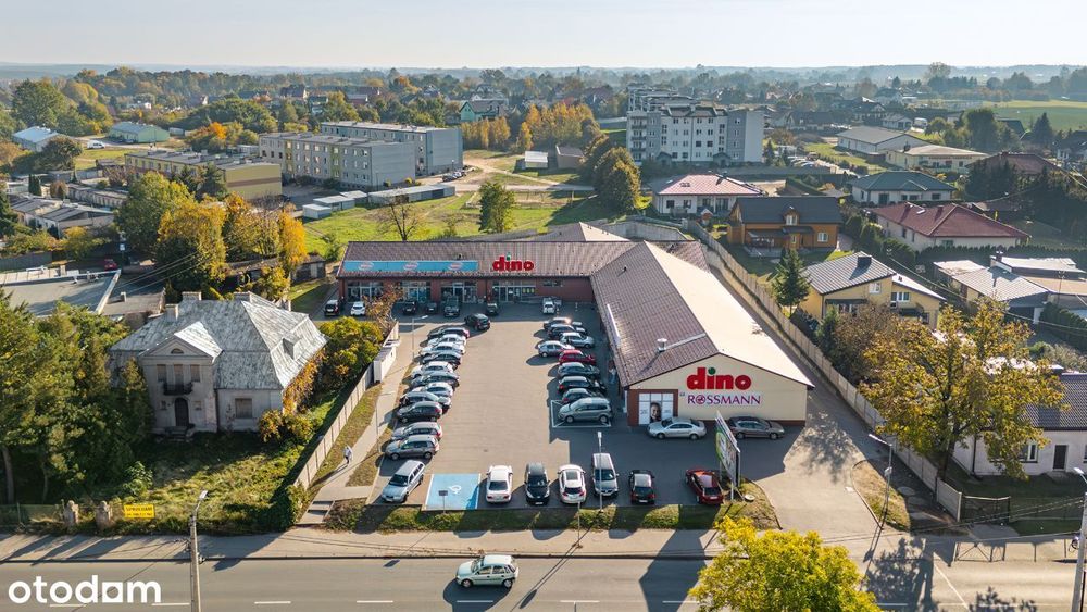 Miejsce pod food truck przy parku handlowym - Rezerwacja
