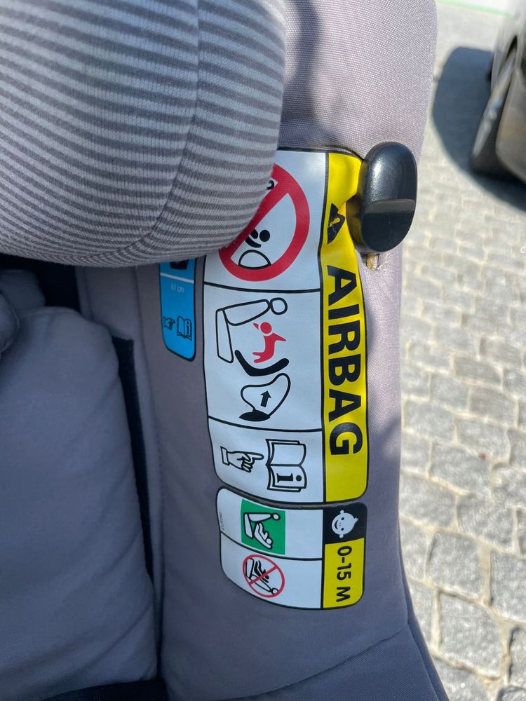 Cadeira AxissFix para criança