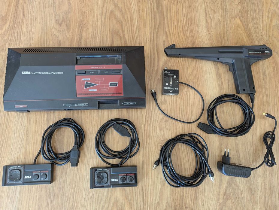 Sega Master System I + 13 Jogos Originais + Light Phaser