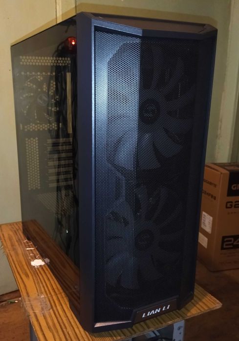 Корпус Lian Li Lancool 215 Black