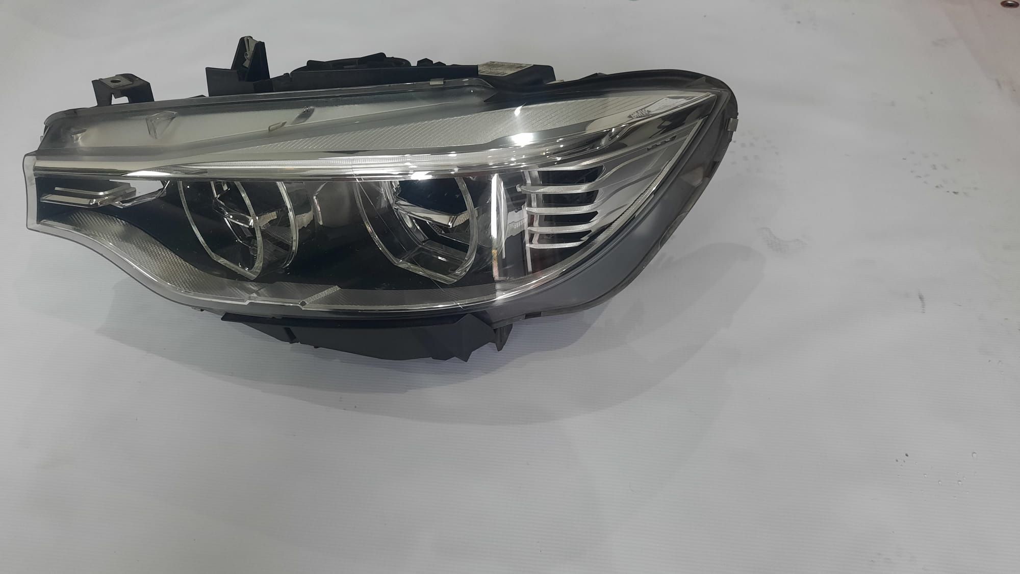 Lampa lewa lewy przód przednia BMW 4 f32 f33 f36 full LED adaptive