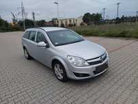 Opel Astra Salon Polska Gaz 2010 Rok