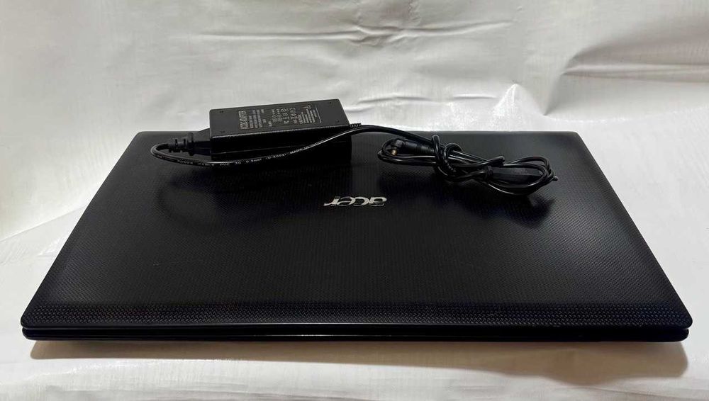 Ноутбук Acer Aspire 7741 | Екран 17,3"