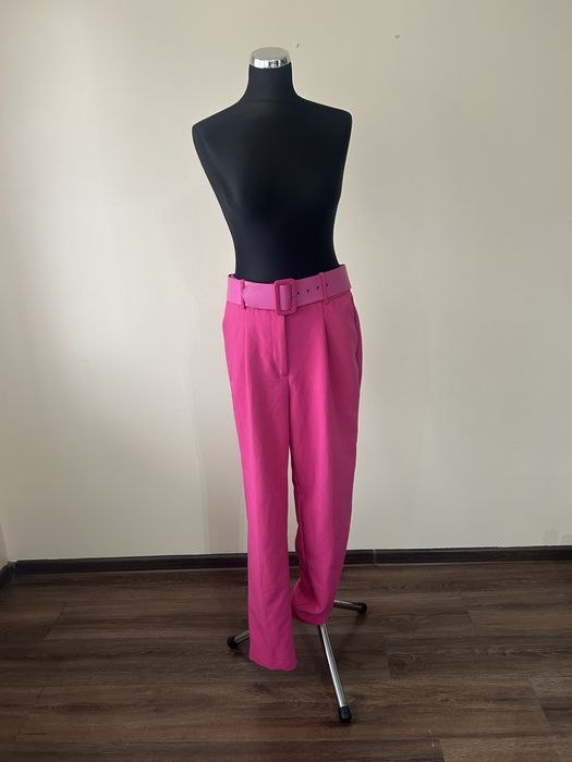 Spodnie z paskiem wysoki stan L