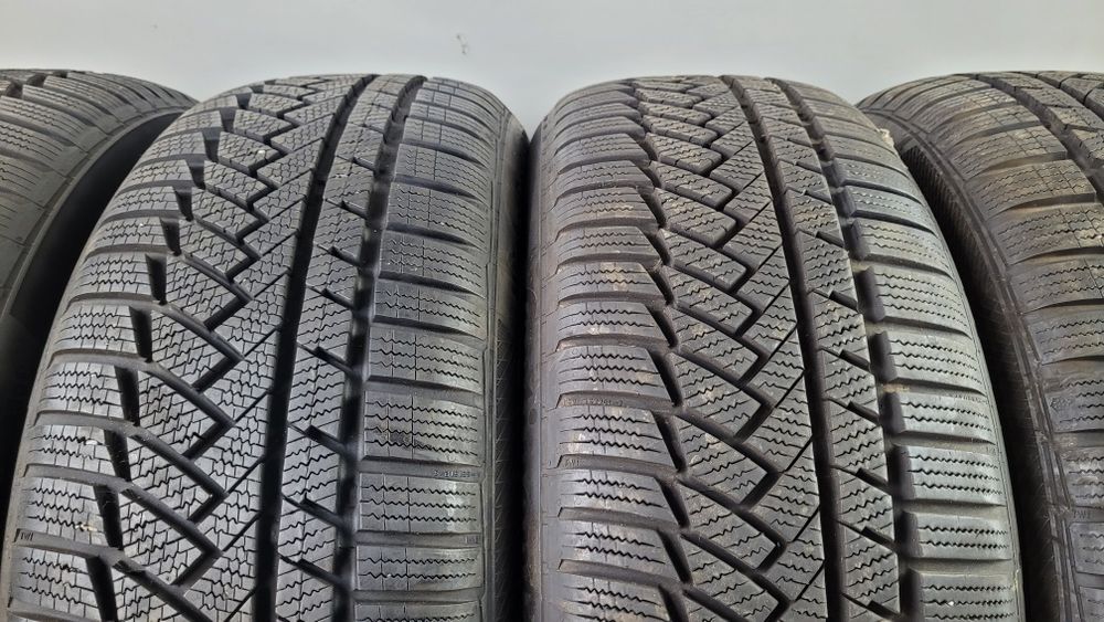 Ładne opony zimowe 235/50R19 Continental op.372