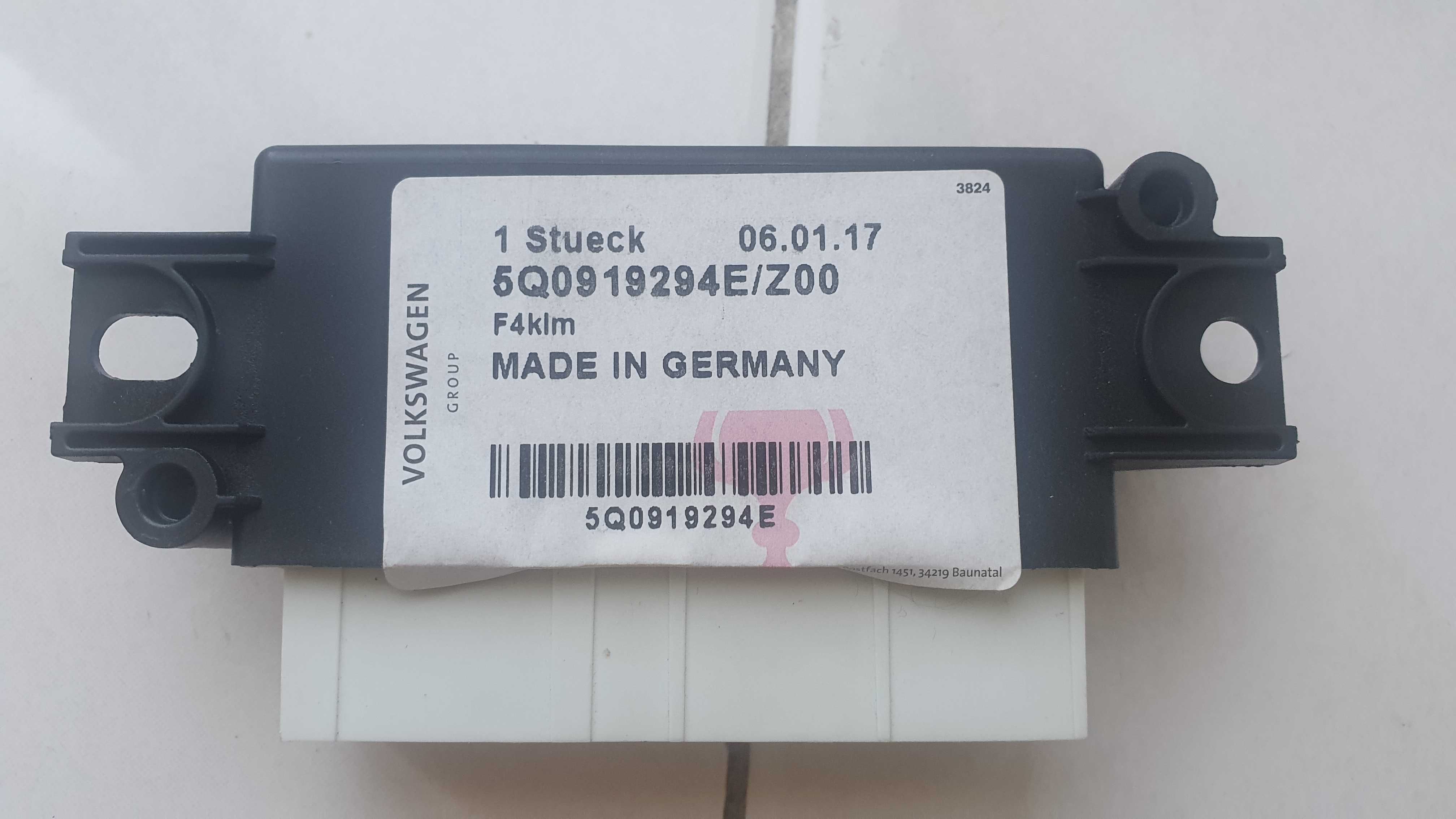 Блок управления парктроником 5Q0919294Е  на 8 датчиков Skoda Vw Seat