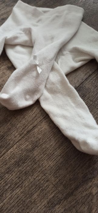 Rajstopki dziewczęce niemowlęce 56 białe Smyk