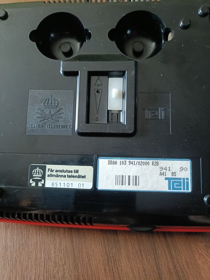 Telefon stacjonarny firmy Teli dobry stan