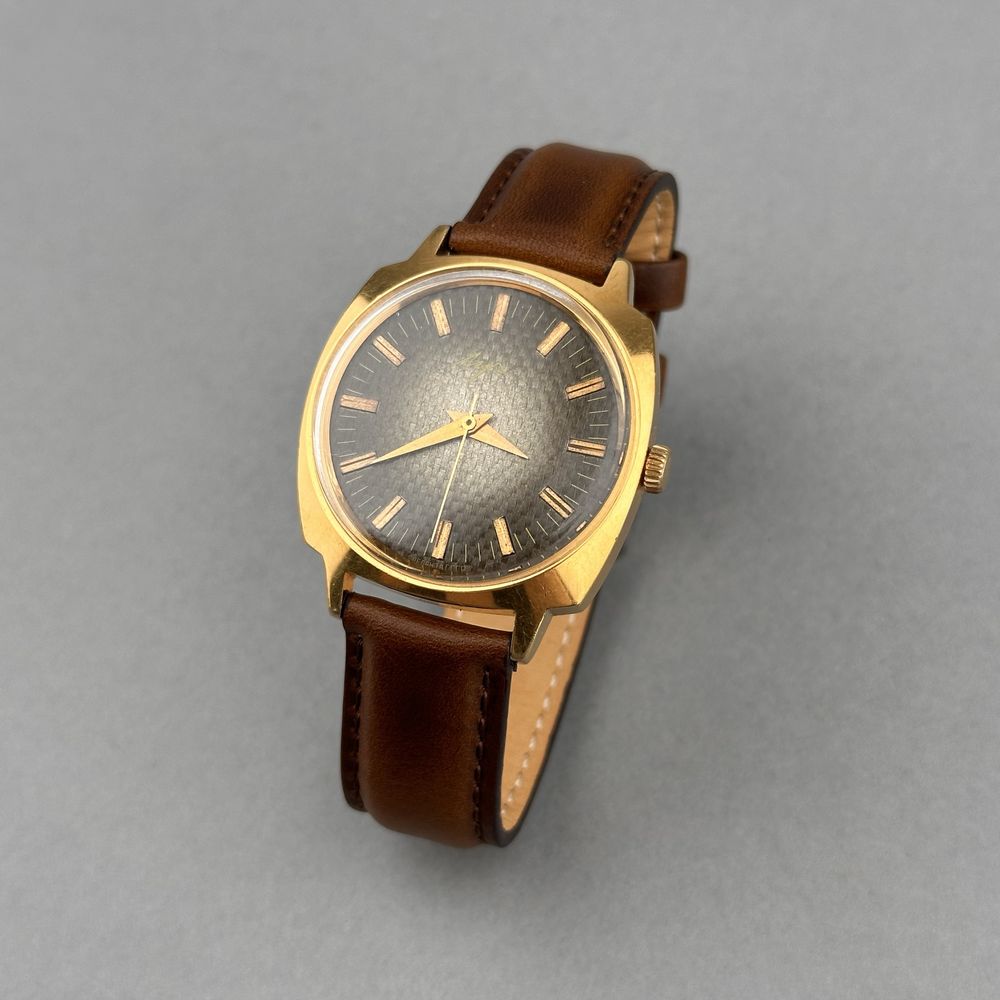 Zegarek vintage Łucz – zielono-szary pleciony wzór | 36 mm | USSR