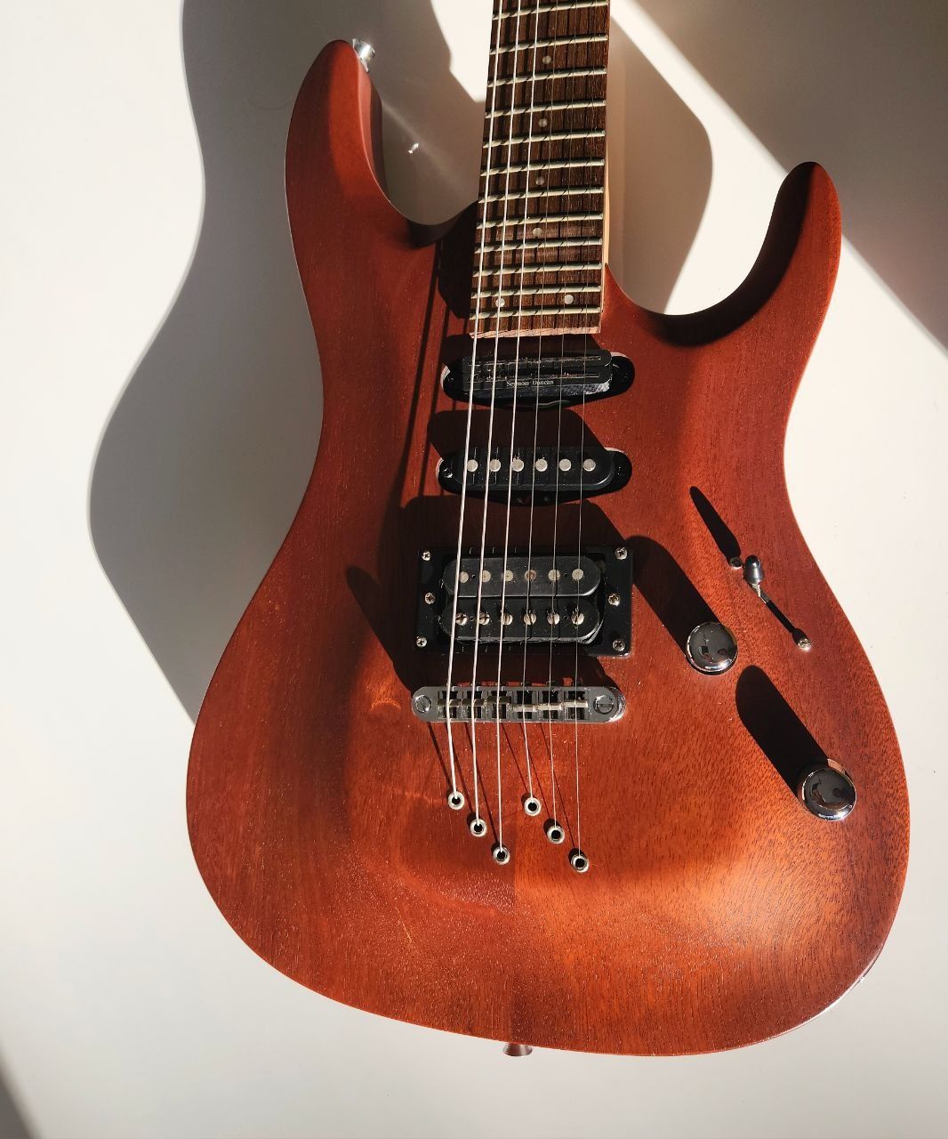 Guitarra J&D by Jack & Danny brothers