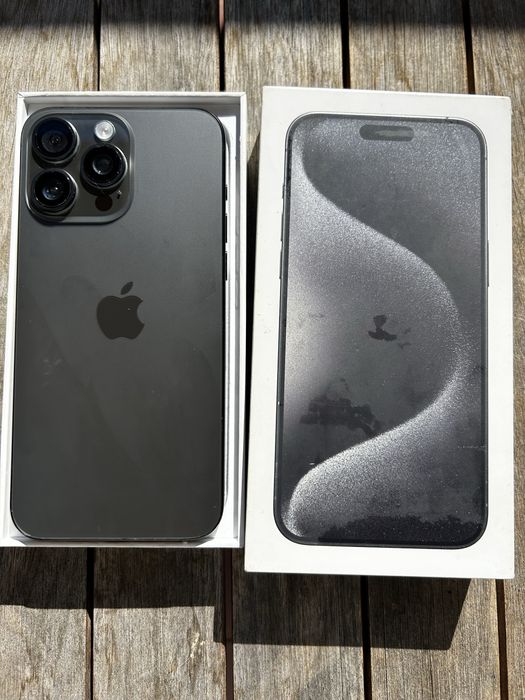 iPhone 15 Pro Max