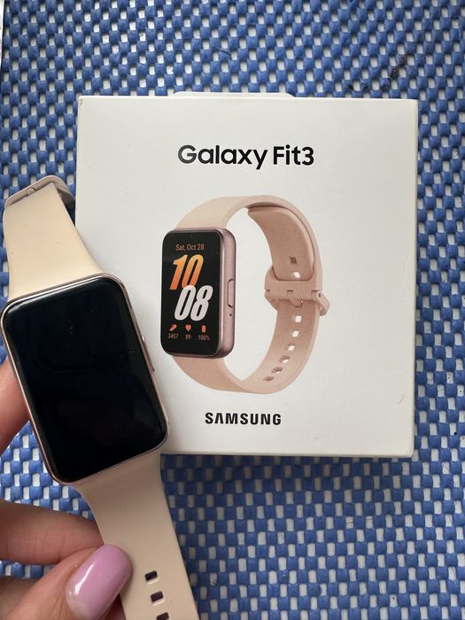 Смарт-годинник Samsung Galaxy Fit 3