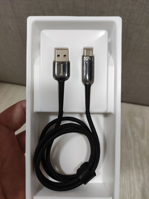 Кабель з дисплеєм Baseus