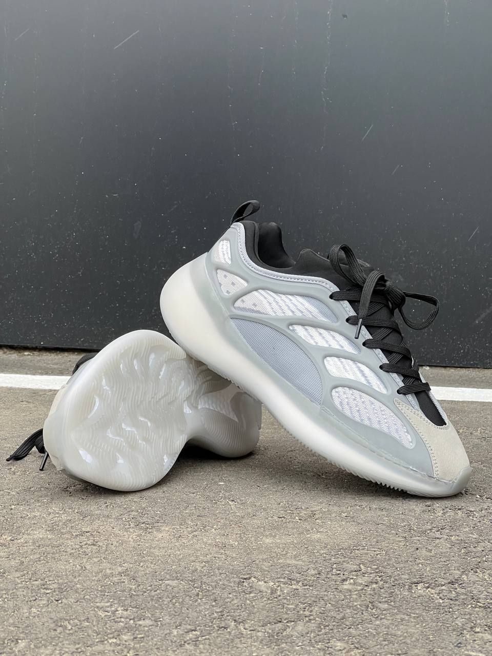 Мужские кроссовки Adidas Yeezy 700, адидас иззи, чоловічі кросівки