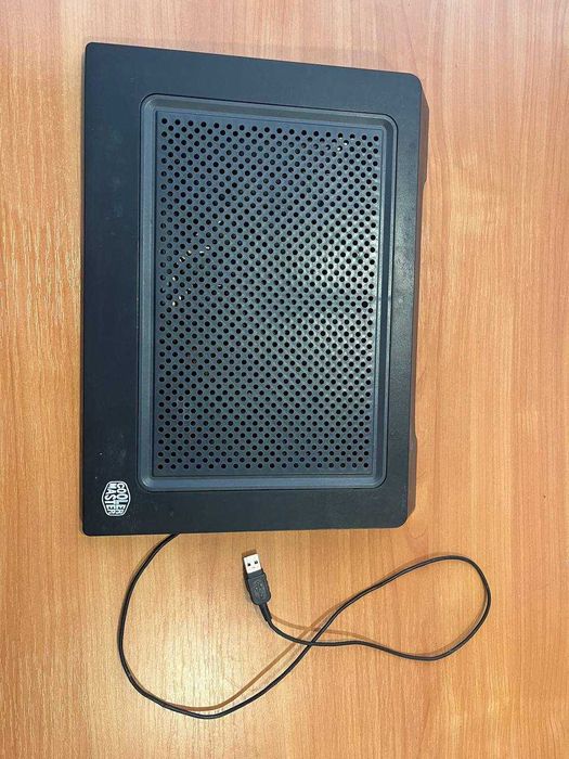 Охолоджуюча підставка для ноутбука Cooler Master