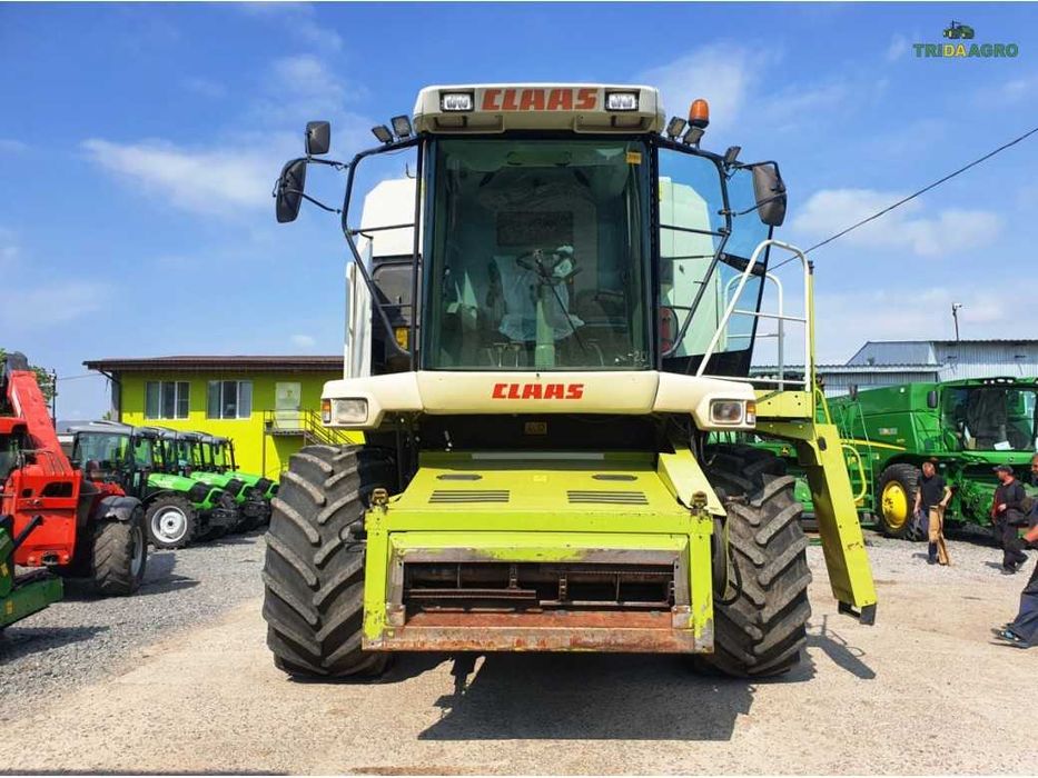 Комбайн Claas Lexion 460 (2001)