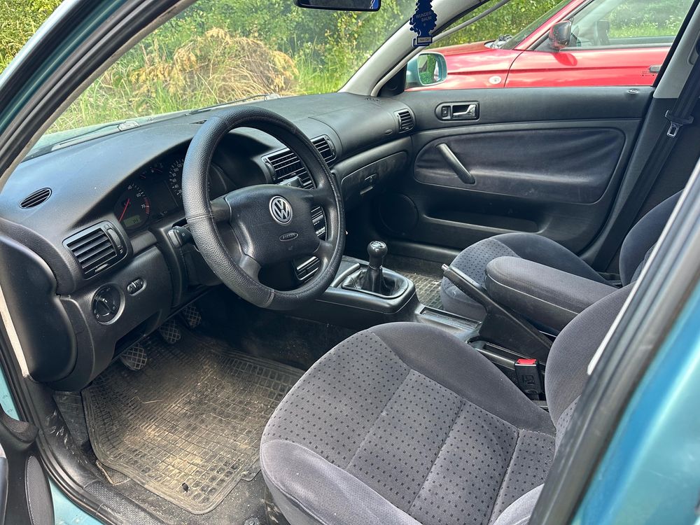 Passat b5 1999r 1.8 benzyna w bdb stanie