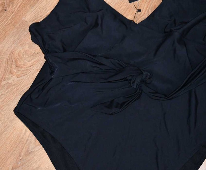 Jednoczęściowy kostium kąpielowy Boohoo 54/56 wiązany pas plus size