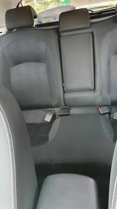 Nissan Qashqai легковий автомобіль