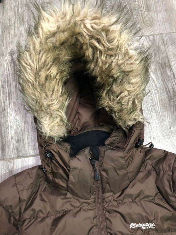 Bergans Rjukan Kurtka Damska Puchowa Pikowana Logowana r. S