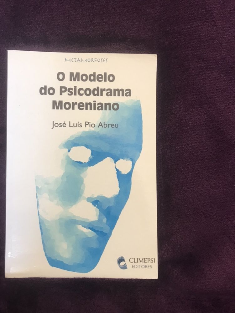 Vendem-se livros