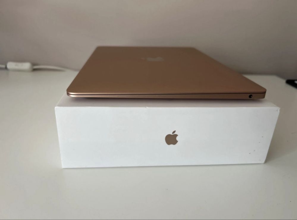 Laptop Apple MacBook Air 2020 r 256gb 8gb ram rose gold różowe złoto