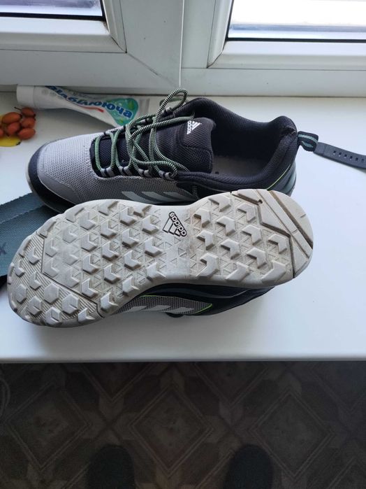 Adidas Terrex гарні устілка 27см