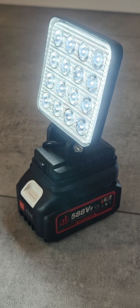 Lampa Led z akumulatorem
