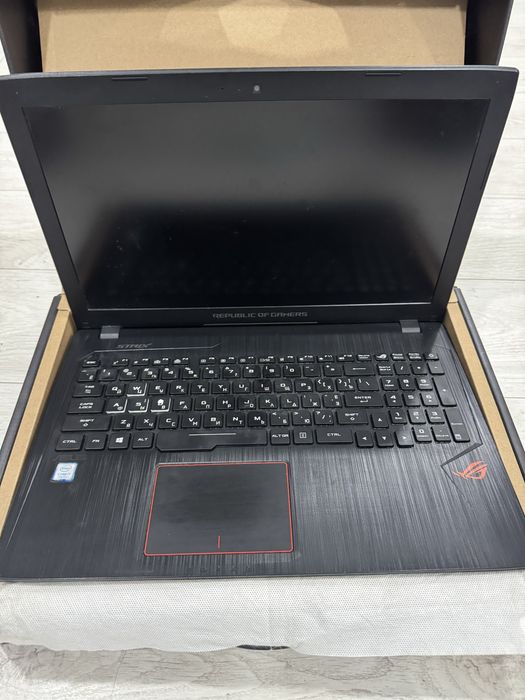 Ноутбук Asus ROG Strix GL553V в хорошому стані