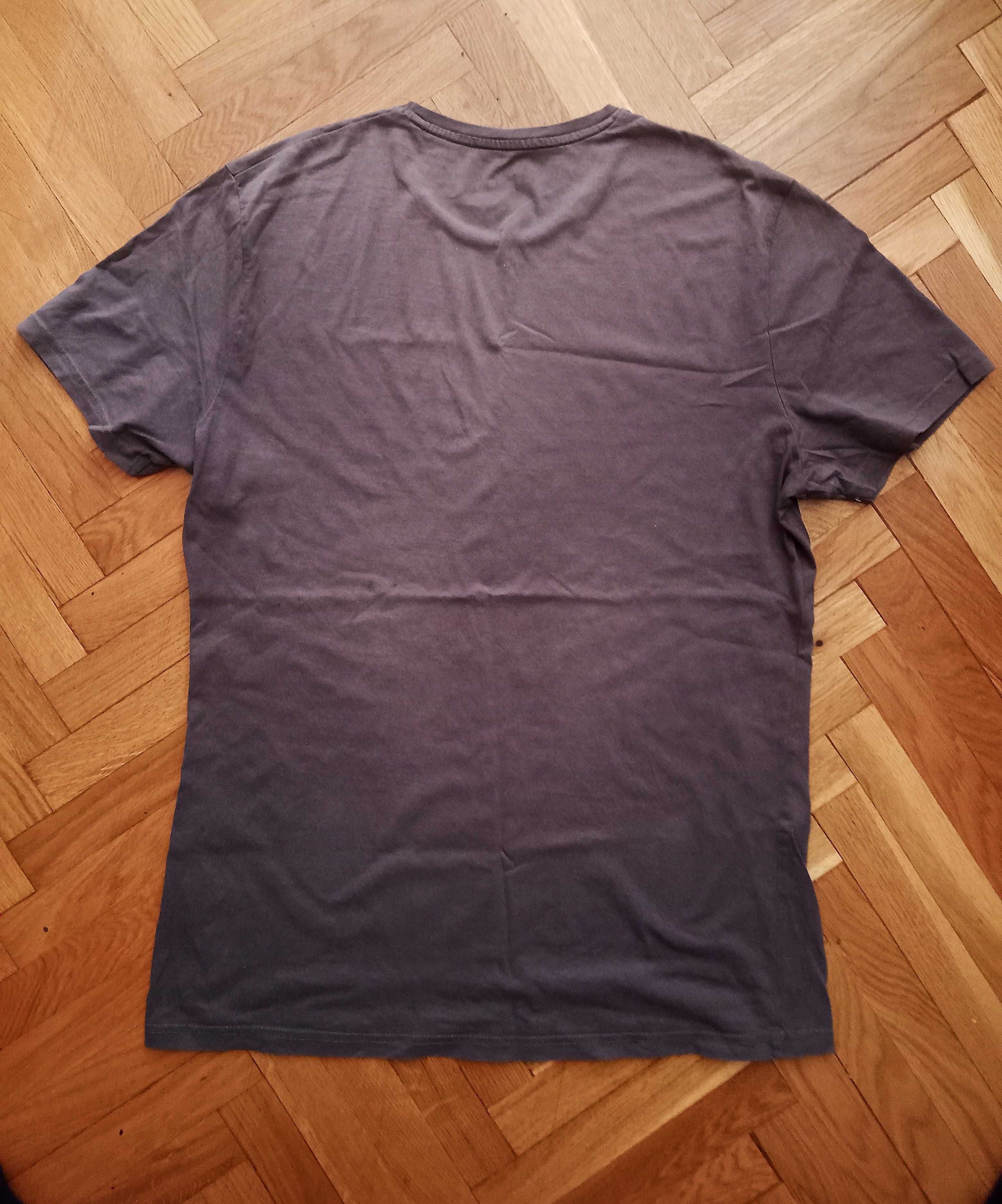 Bluzka męska T-shirt z firmy Carry roz XL