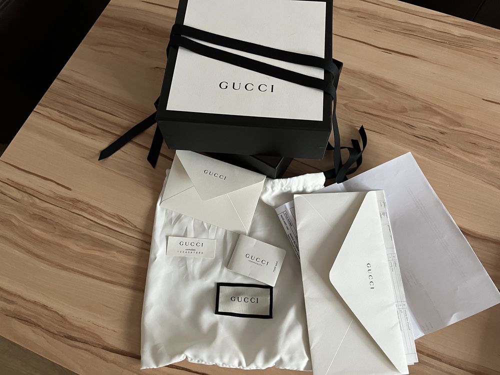 Oryginalny,nowy pasek z domu Gucci!