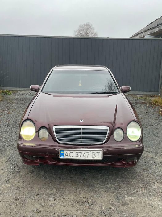 Mercedes benz W210 E270 CDI автомат 2.7 дизель