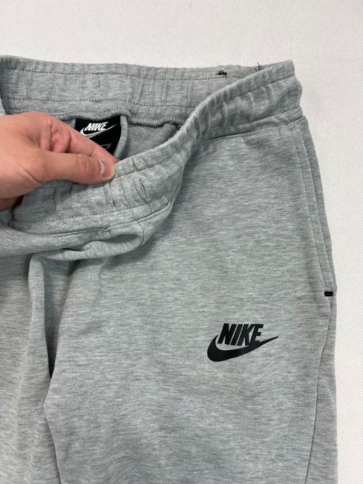 Spodnie Nike Tech Fleece Szare Dresy