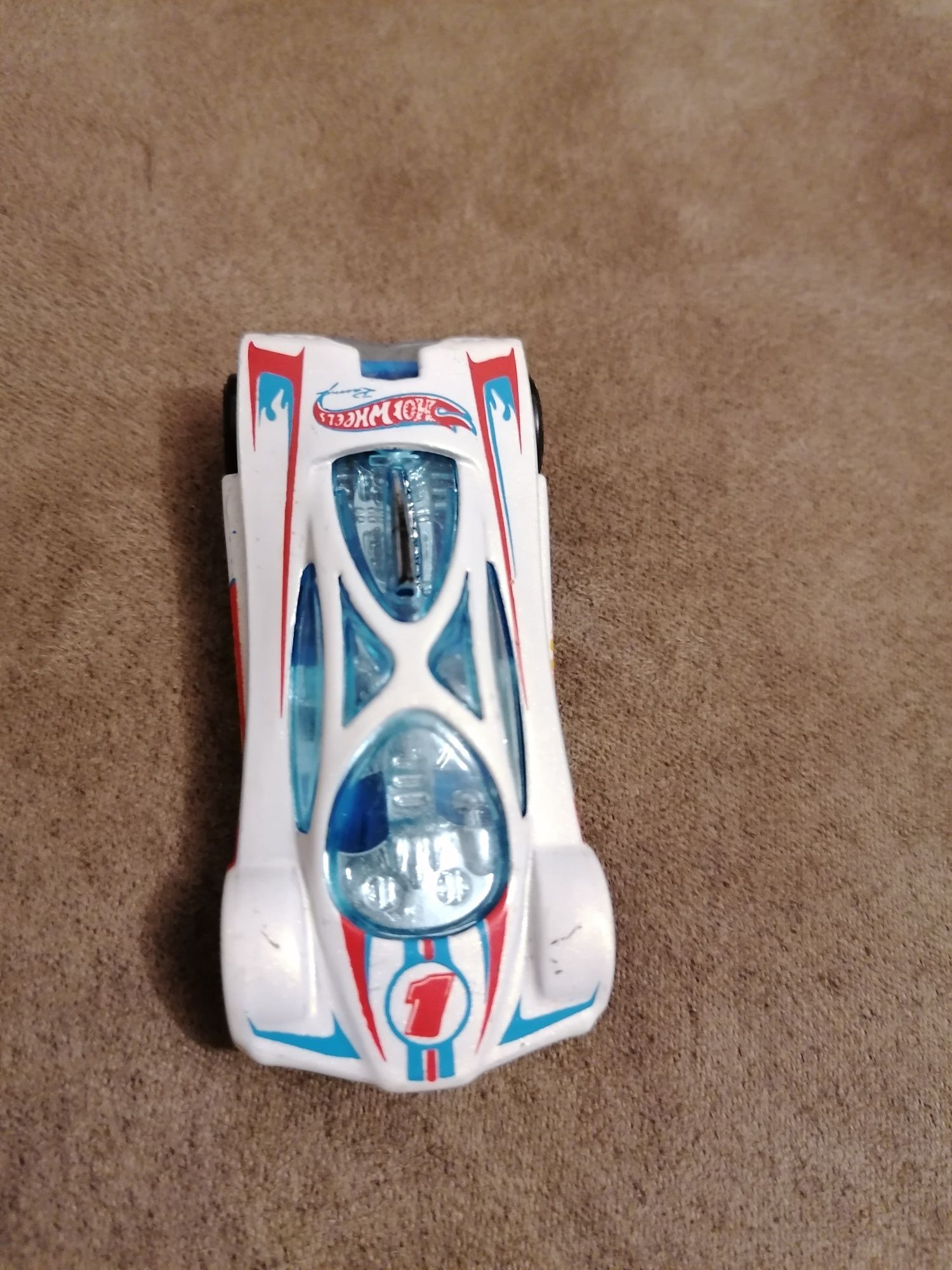 Resorak auto autko Hot wheels