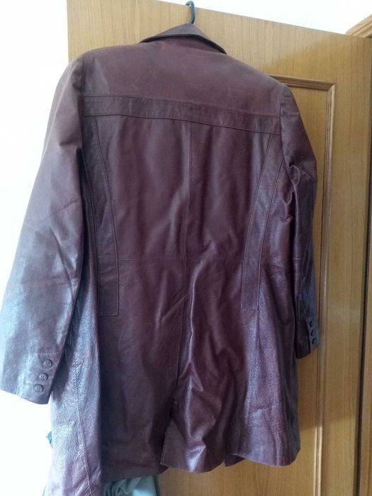 Casaco de Couro Homem Comprido Americo Tavar