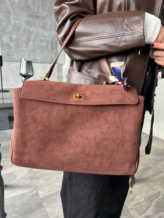 Сумка жіноча з натуральної  замші