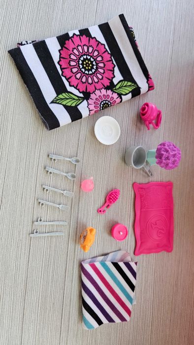 Barbie ляльковий будинок дом