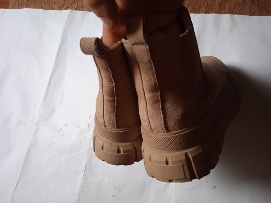 Ботинки женские зимние сапоги р39 Германия