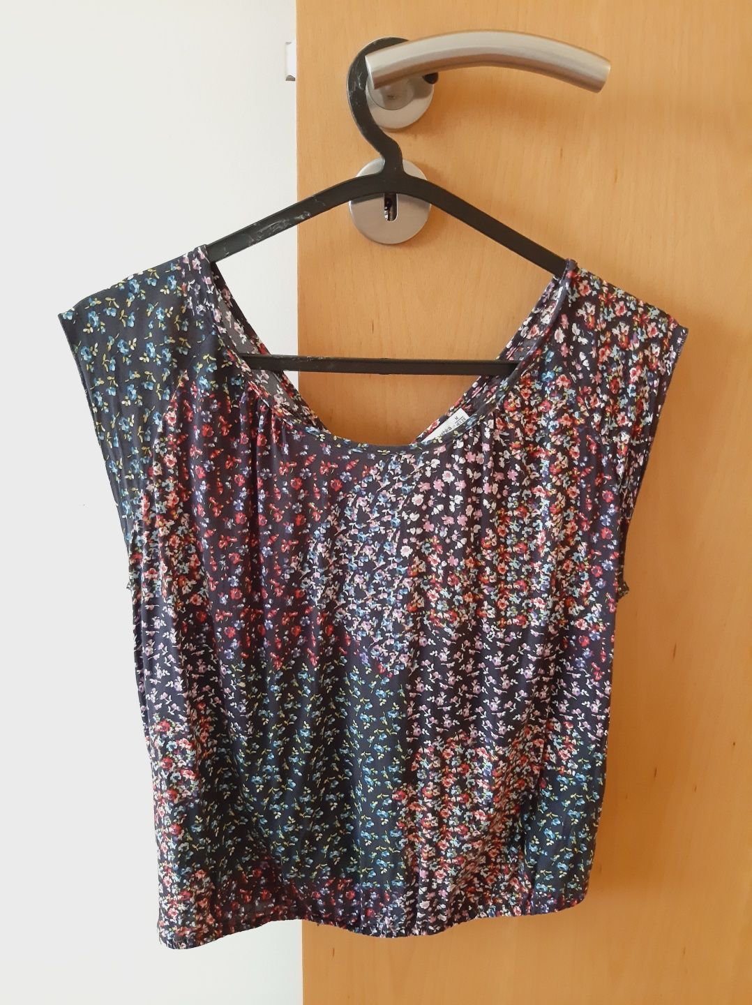 Blusa Berska multicolor sem mangas