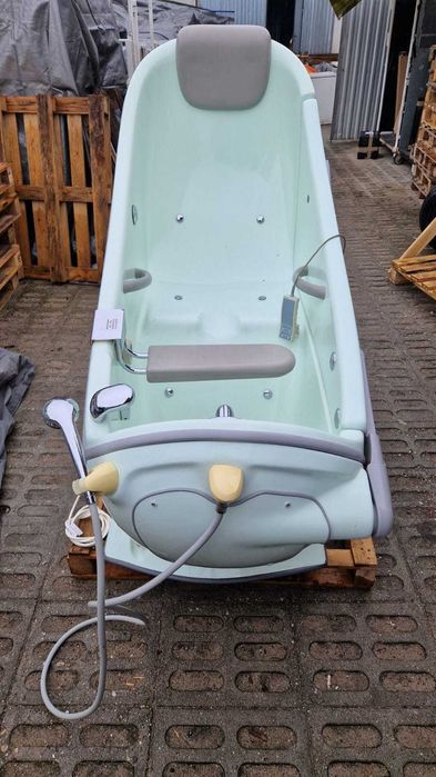 Wanna Myjka z otwieranymi drzwiami jacuzi dla seniora po wypadku