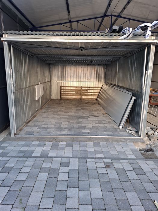 Garaż blaszak 5x3m brama uchylna