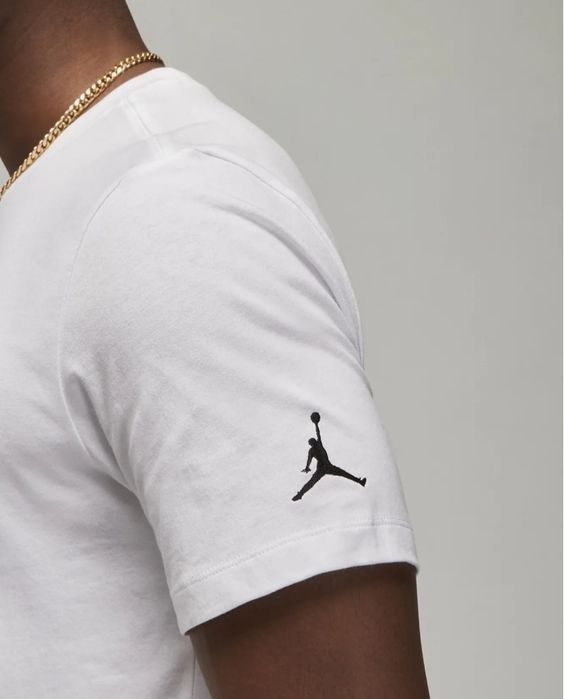 Футболка чоловіча Nike  Air Jordan Air Tee White Dm3182-100