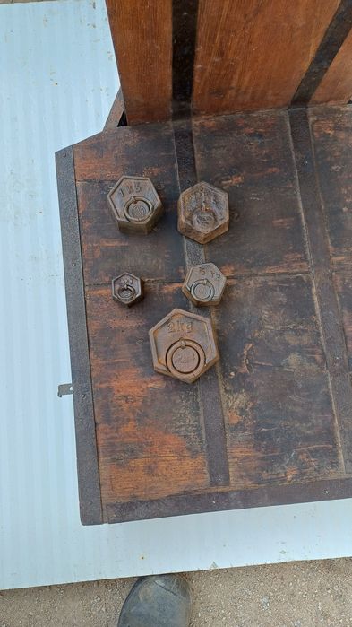 Balança decimal antiga