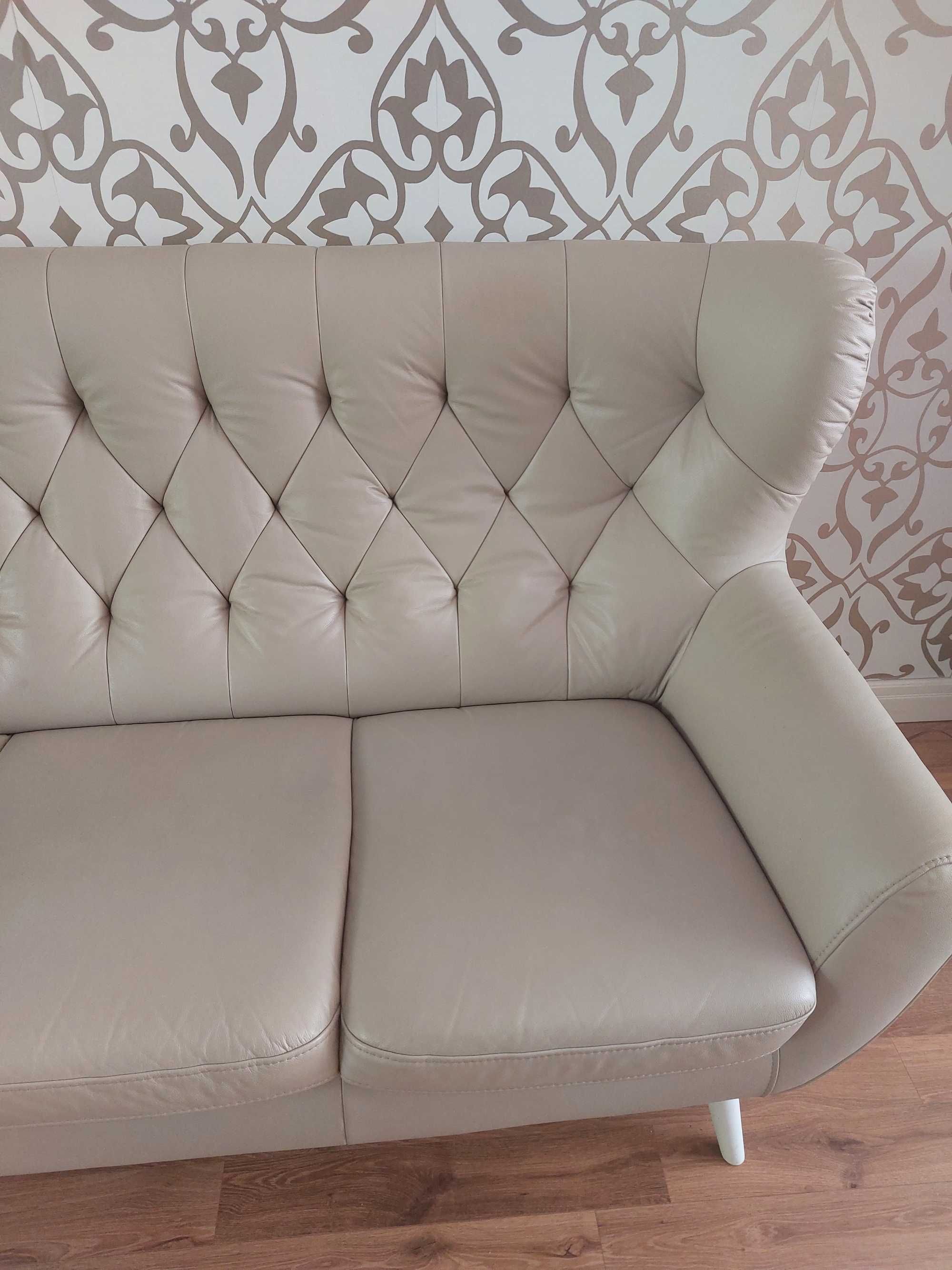Okazja skórzana sofa oraz dwa  fotele firmy Gala  seria elegancka.