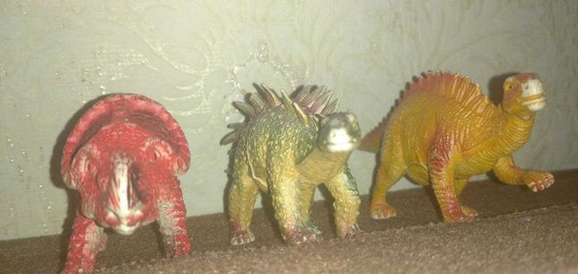 Комплект пластмасових тварин " Динозаври - Велетні "