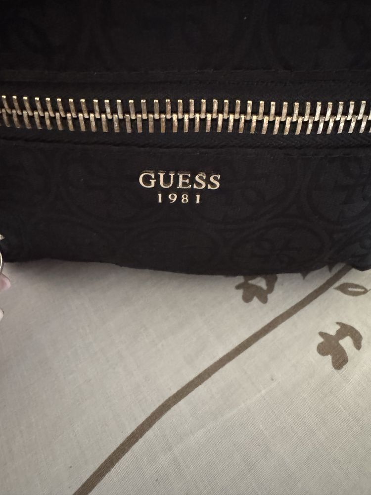 Рюкзак Guess 1981