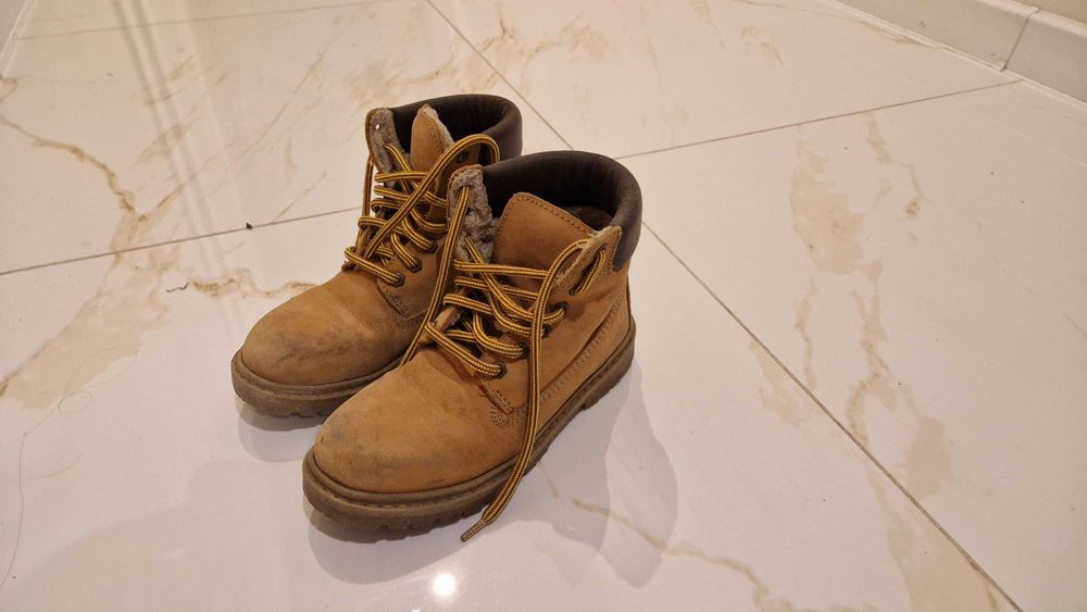 Buty zimowe dziecięce  33