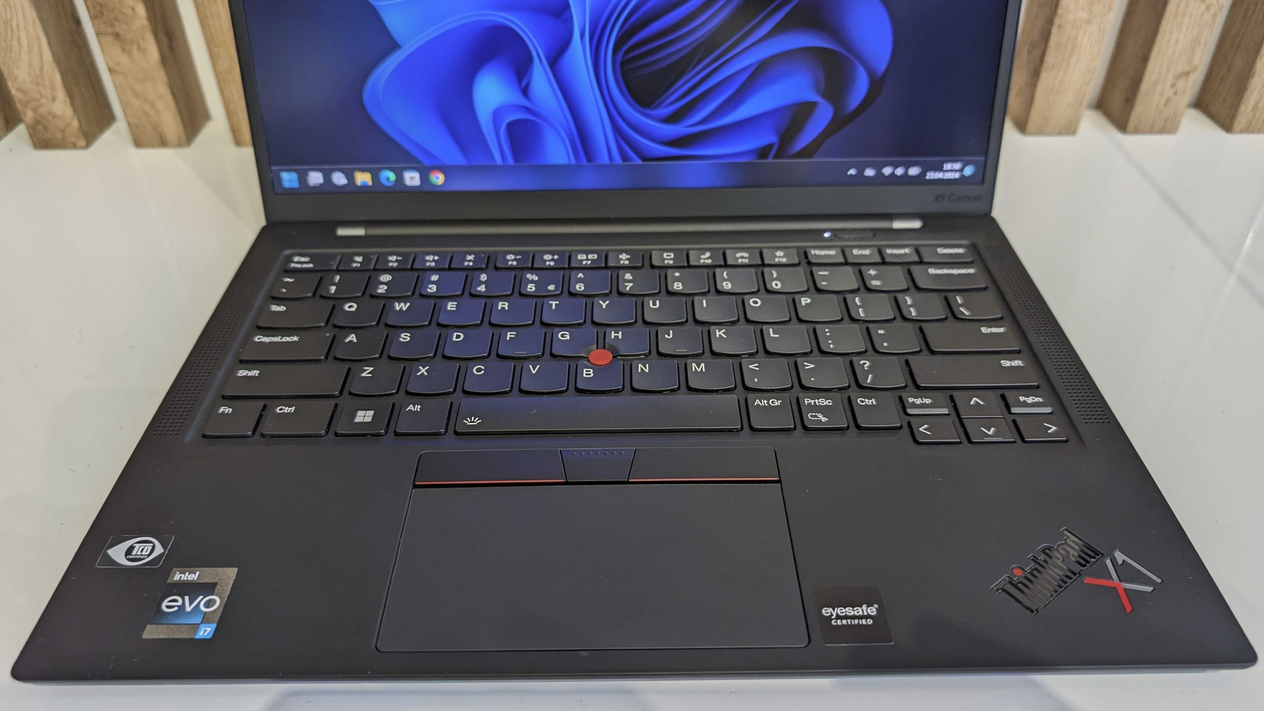 Lenovo Thinkpad X1 Carbon 10 i7, 16GB, 512GB, W11P