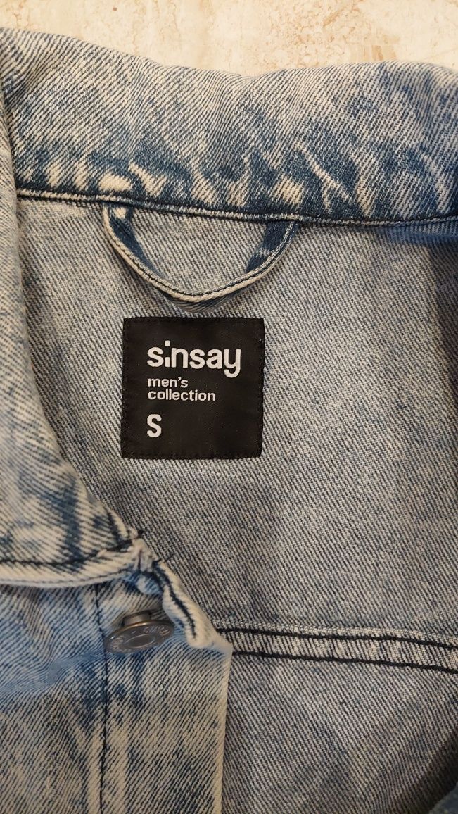 Sprzedam kurtkę jeansową rozmiar S
