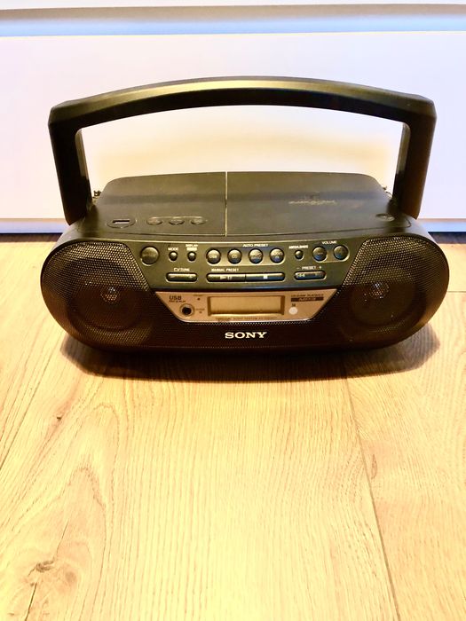 ZS-RS09CP Odtwarzacz mp3 / CD typu boombox z portem USB
